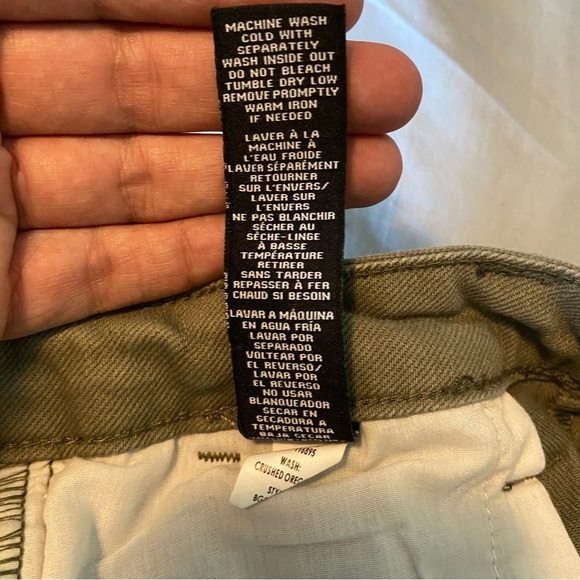 BCBGeneration Green A-Line cargo skirt with slit in the front. - Picture 7 of 7